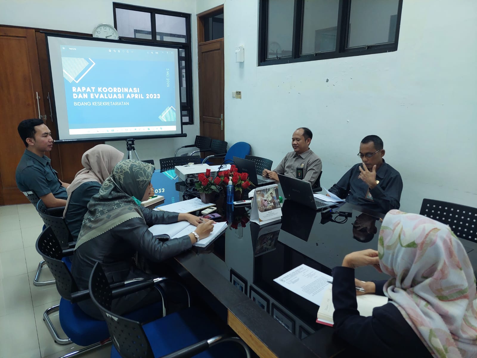 kegiatan-rapat-evaluasi-bulan-april-2023-dan-rapat-koordinasi-manajemen-risiko-bidang-kesekretariatan